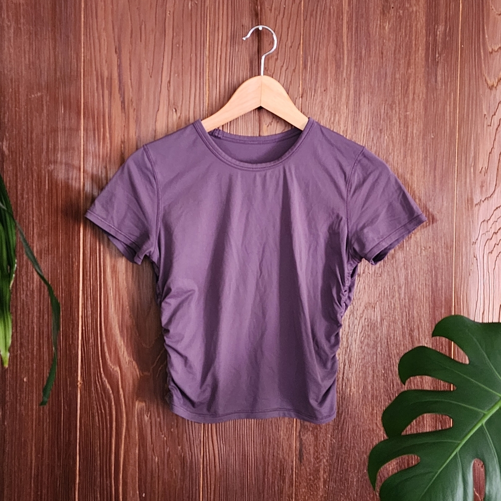 Lululemon Dark Purple Short Seeve Cropped Workout Athletic Top Size 6